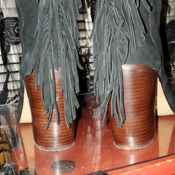 GIANNI BINI KNEE HIGH BOOTS, WITH BACK FRINGE, SUEDE, BLACK, BEAUTIFUL,SIZE 11 - Picture 4 of 14